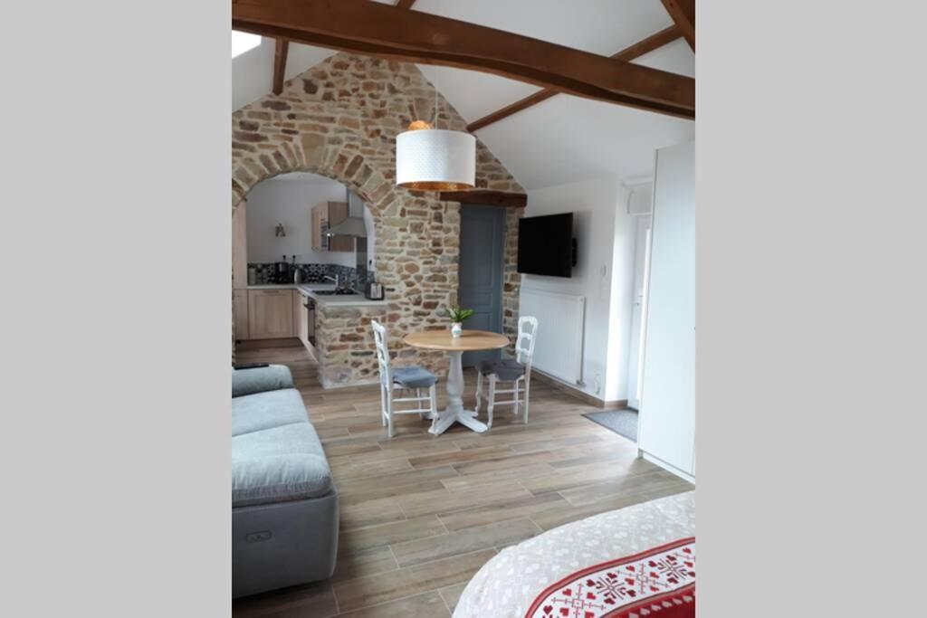 Nouveau Gite Situe Au Coeur Du Cotentin Saint-Pierre-d'Artheglise Exterior foto